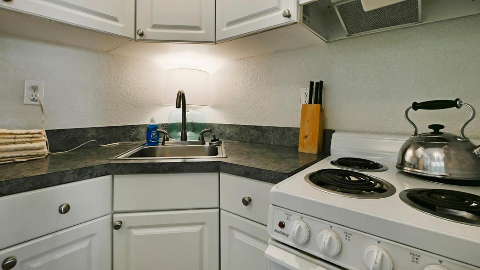 Coconut Inn Pass-A-Grille Beach St. Pete Beach Eksteriør bilde